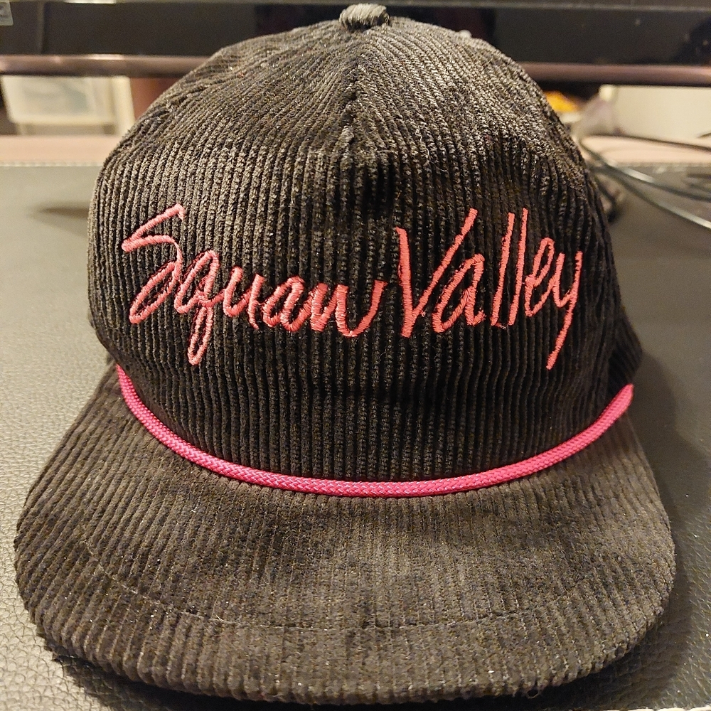 Vintage Squaw Valley flad bill hat